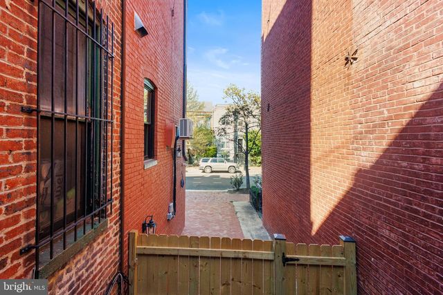 1113 RHODE ISLAND AVE NW, Washington, DC 20005