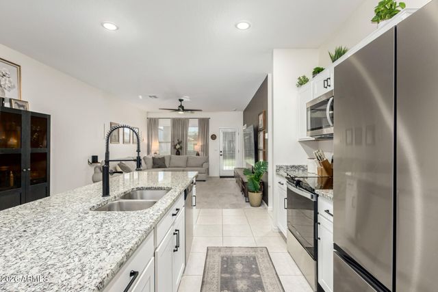 2991 E HOUSTON Drive, San Tan Valley, AZ 85143