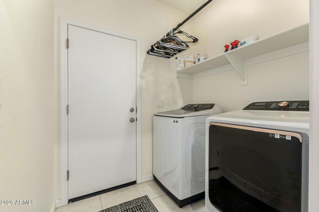 2991 E HOUSTON Drive, San Tan Valley, AZ 85143