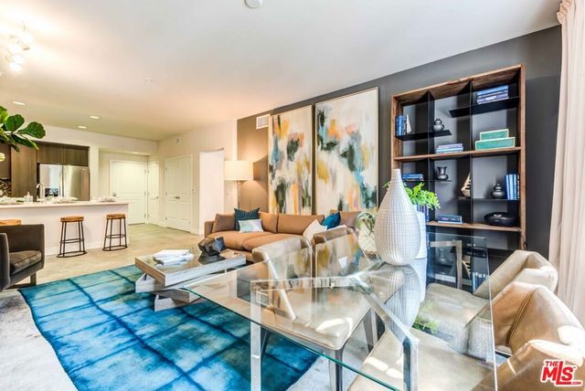7290 Edinger Avenue 3092, Huntington Beach, CA 92647