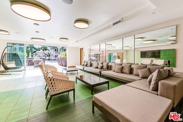 7290 Edinger Avenue 3092, Huntington Beach, CA 92647