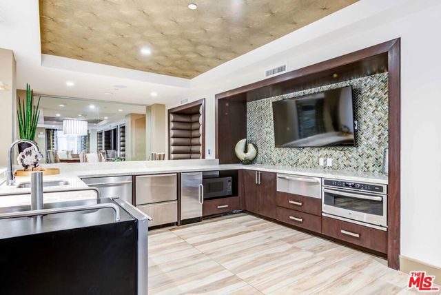 7290 Edinger Avenue 3092, Huntington Beach, CA 92647