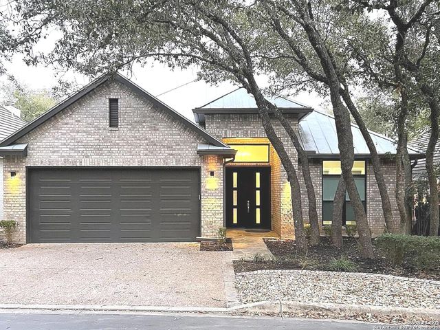 32 WESTCOURT LN, San Antonio, TX 78257