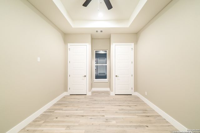 32 WESTCOURT LN, San Antonio, TX 78257