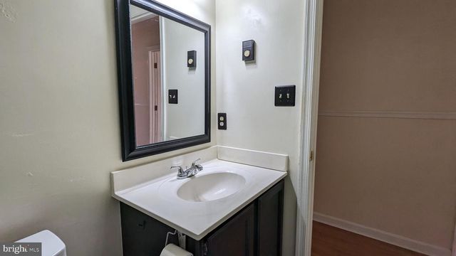 150 NIGHTINGALE AVE, Stephens City, VA 22655