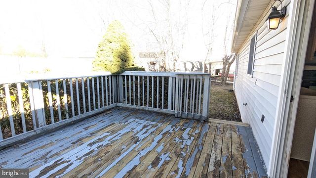 150 NIGHTINGALE AVE, Stephens City, VA 22655