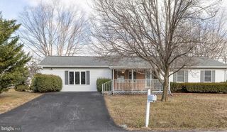 150 NIGHTINGALE AVE, Stephens City, VA 22655