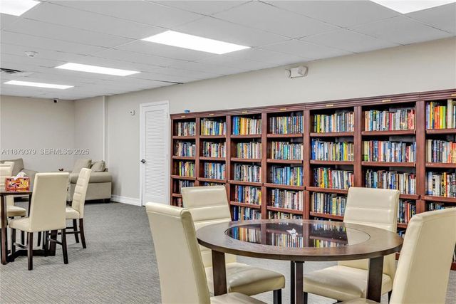 5005 Collins Avenue 616, Miami Beach, FL 33140