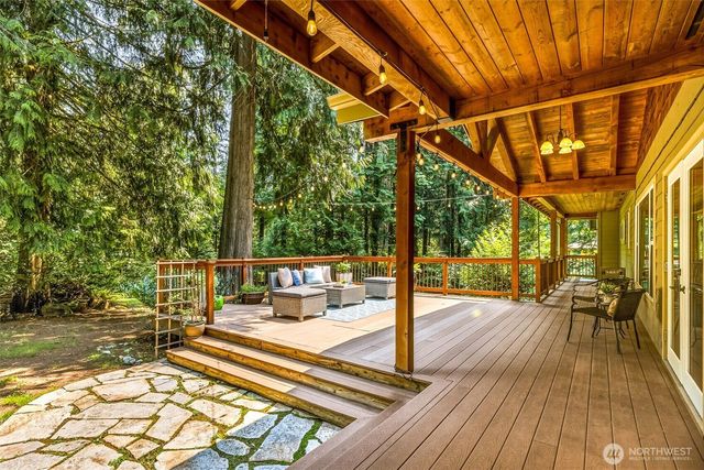 14924 258 Avenue SE, Issaquah, WA 98027