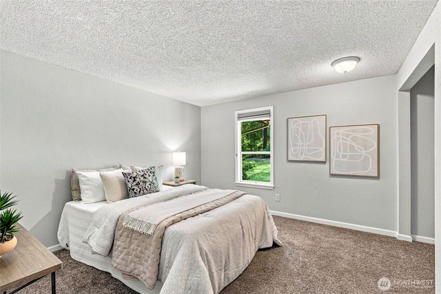 14924 258 Avenue SE, Issaquah, WA 98027