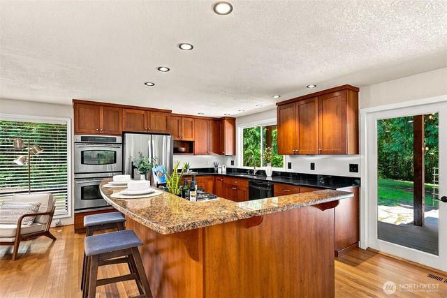 14924 258 Avenue SE, Issaquah, WA 98027