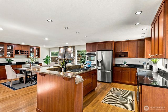 14924 258 Avenue SE, Issaquah, WA 98027