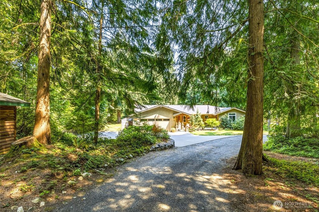 14924 258 Avenue SE, Issaquah, WA 98027