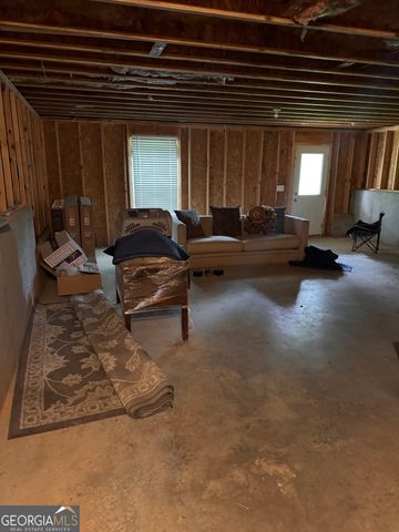 805 Bentley Drive, Fairburn, GA 30213