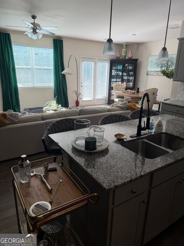 805 Bentley Drive, Fairburn, GA 30213
