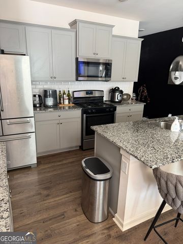 805 Bentley Drive, Fairburn, GA 30213