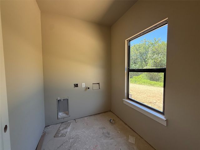 4024 Life Drive, Weatherford, TX 76088