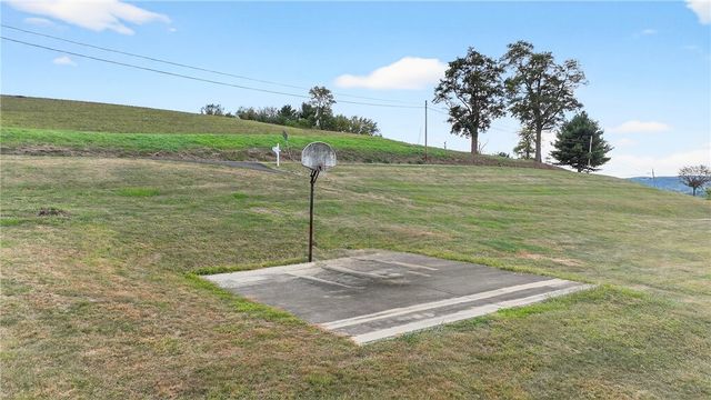 224 REHOBOTH ROAD, Washington Twp, PA 15012