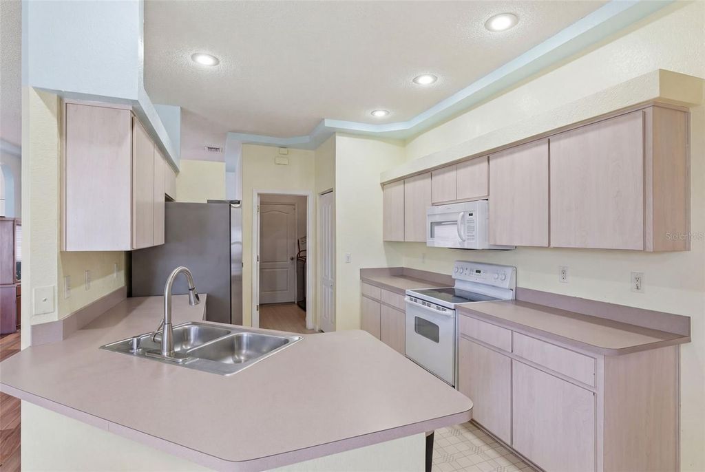 Image 9 of property listing at 8378 MALTBY ROAD, Spring Hill, FL 34606