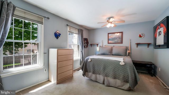 6 EDINBORO CIR, Chalfont, PA 18914