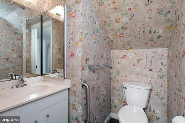 26 CONSTITUTION HILL W, Princeton, NJ 08540
