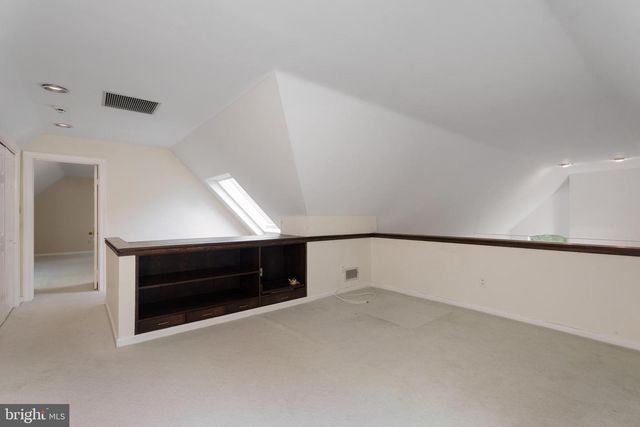 26 CONSTITUTION HILL W, Princeton, NJ 08540