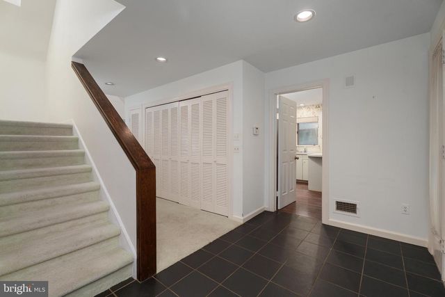 26 CONSTITUTION HILL W, Princeton, NJ 08540