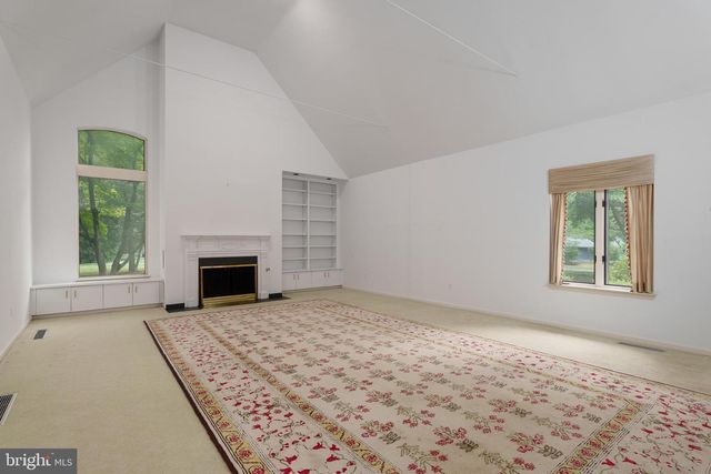 26 CONSTITUTION HILL W, Princeton, NJ 08540