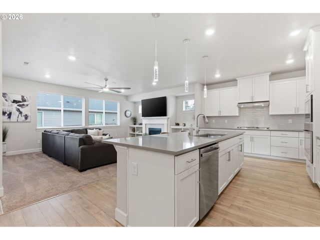 14025 Se 22ND Cir, Vancouver, WA 98683