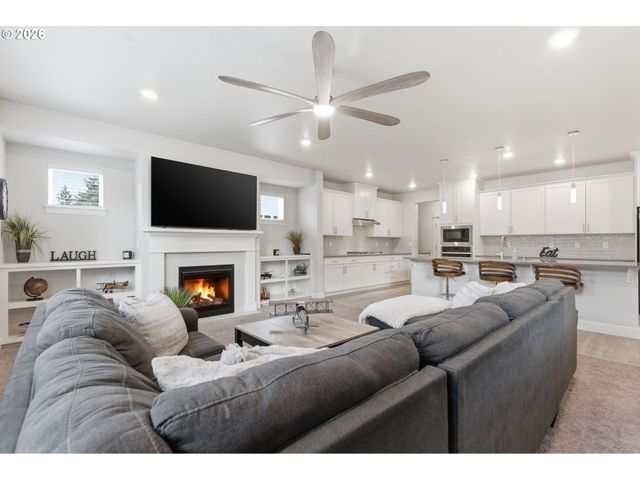 14025 Se 22ND Cir, Vancouver, WA 98683