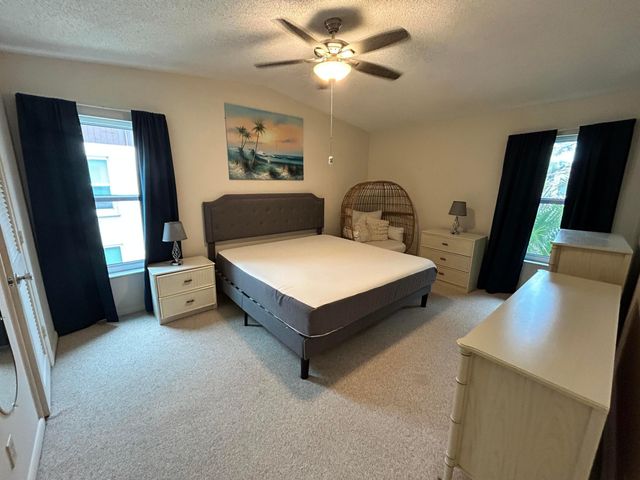 6531 SE Federal Highway E202, Stuart, FL 34997