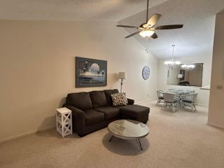 6531 SE Federal Highway E202, Stuart, FL 34997