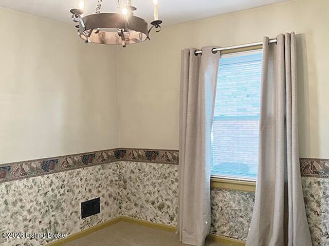 9616 Lyric Ln, Jeffersontown, KY 40299