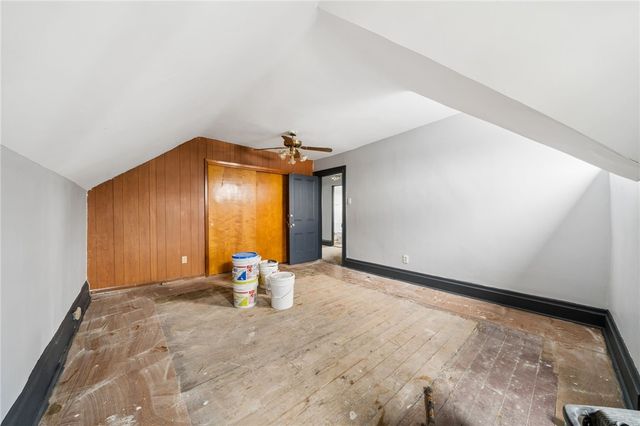 425 S Winebiddle St, Bloomfield, PA 15224