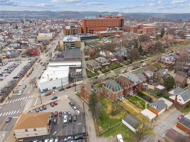 425 S Winebiddle St, Bloomfield, PA 15224