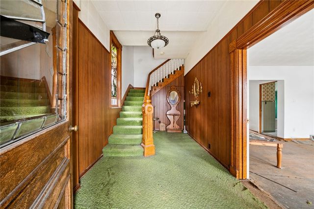 425 S Winebiddle St, Bloomfield, PA 15224