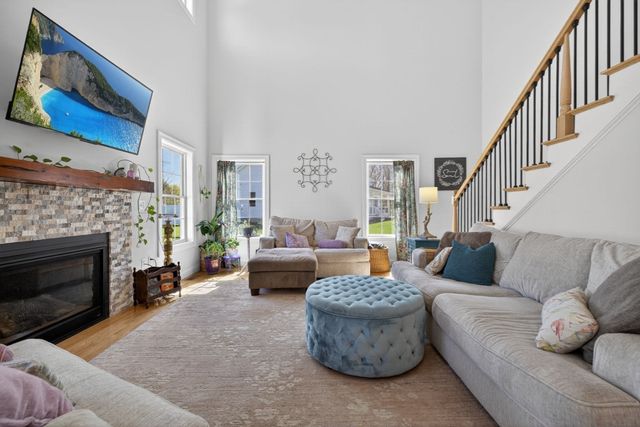 6 Geramat Way, Methuen, MA 01844