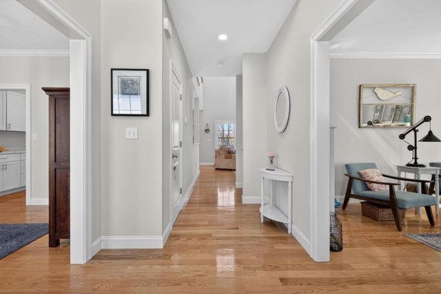 6 Geramat Way, Methuen, MA 01844