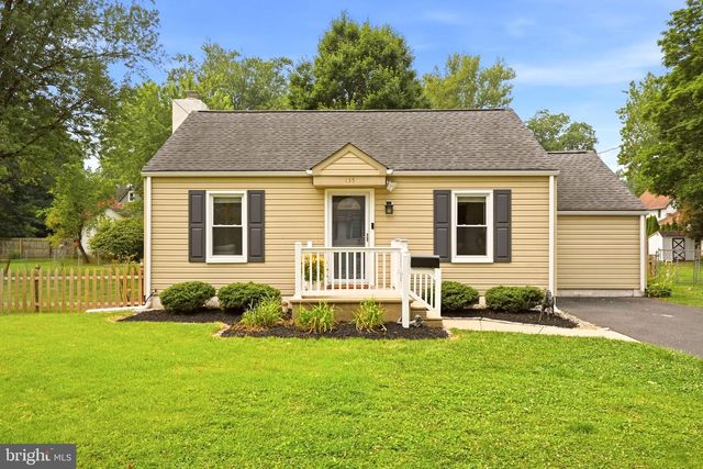 135 LONGSHORE AVE, Yardley, PA 19067