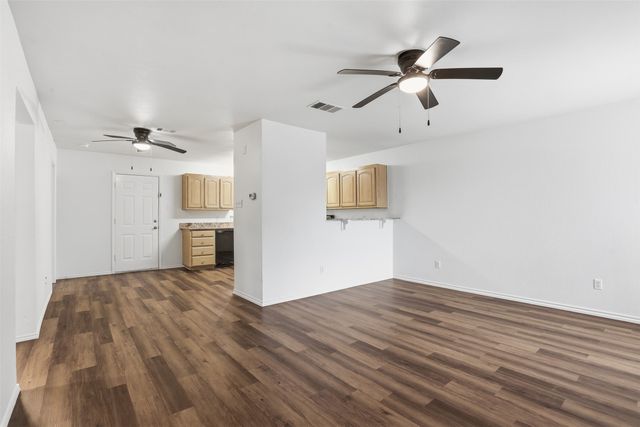 1502 Sharron Court A, Cleburne, TX 76033