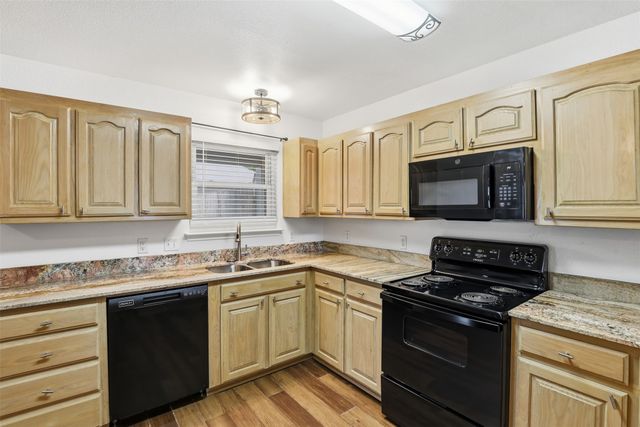 1502 Sharron Court A, Cleburne, TX 76033