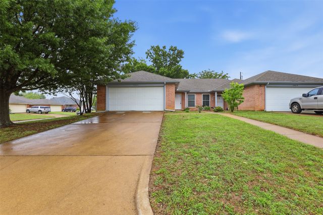 1502 Sharron Court A, Cleburne, TX 76033