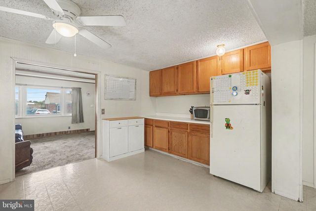 12 BIRCH ST, Mechanicsburg, PA 17050