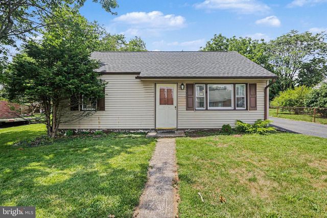 12 BIRCH ST, Mechanicsburg, PA 17050