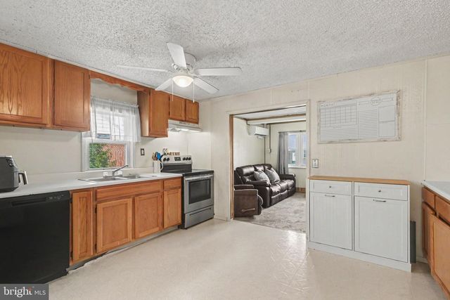 12 BIRCH ST, Mechanicsburg, PA 17050