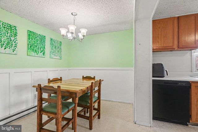 12 BIRCH ST, Mechanicsburg, PA 17050