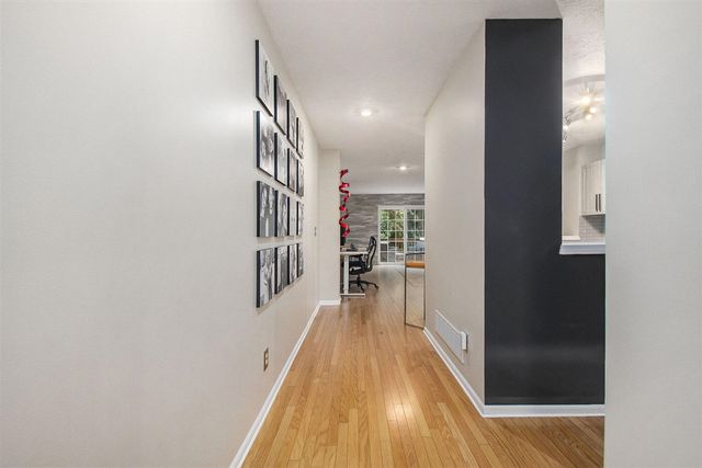 752 Stevenspoint, Byron Center, MI 49315