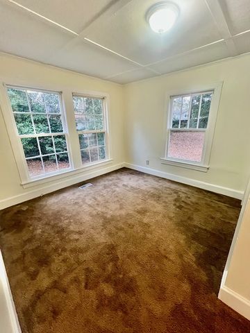 114 Westmont, Dothan, AL 36301