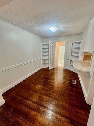 114 Westmont, Dothan, AL 36301