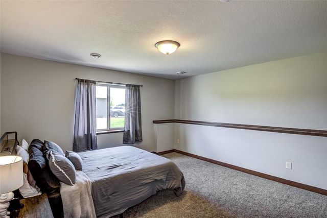 6235 Aspen Meadow Court, Eau Claire, WI 54703